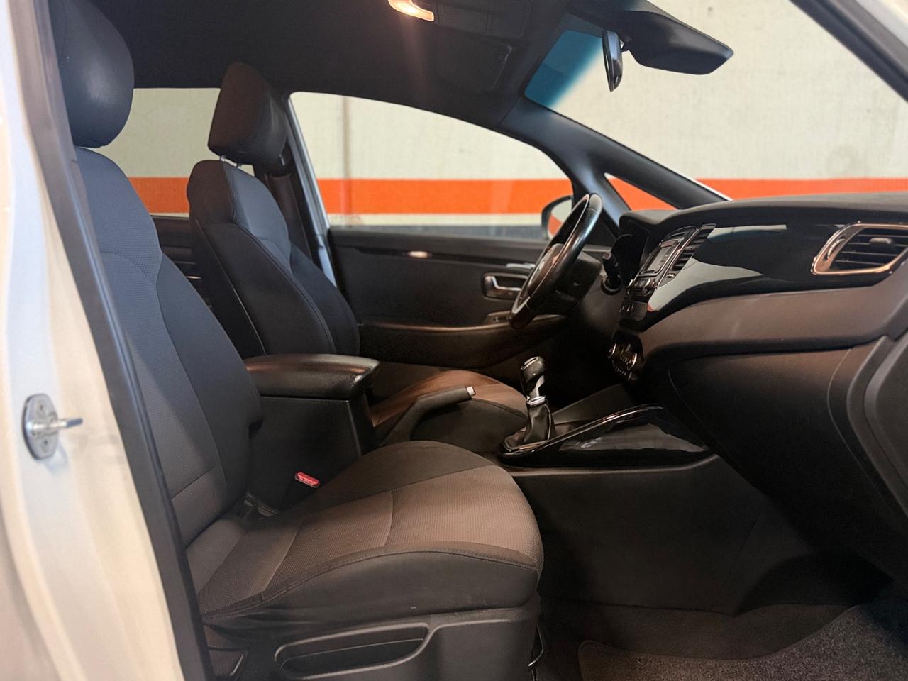 Kia Carens 1.7 CRDi 115 CV Class 7 POSTI NEOPATENTATI