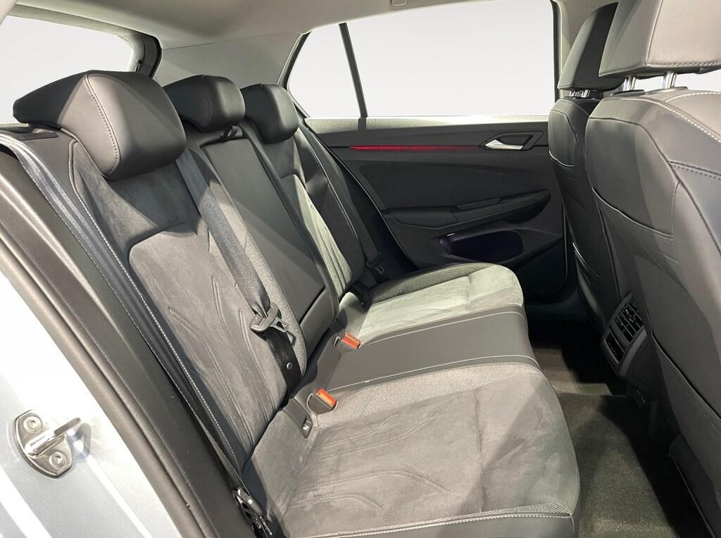 Volkswagen Golf VIII 2024 2.0 TDI 150CV DSG Style