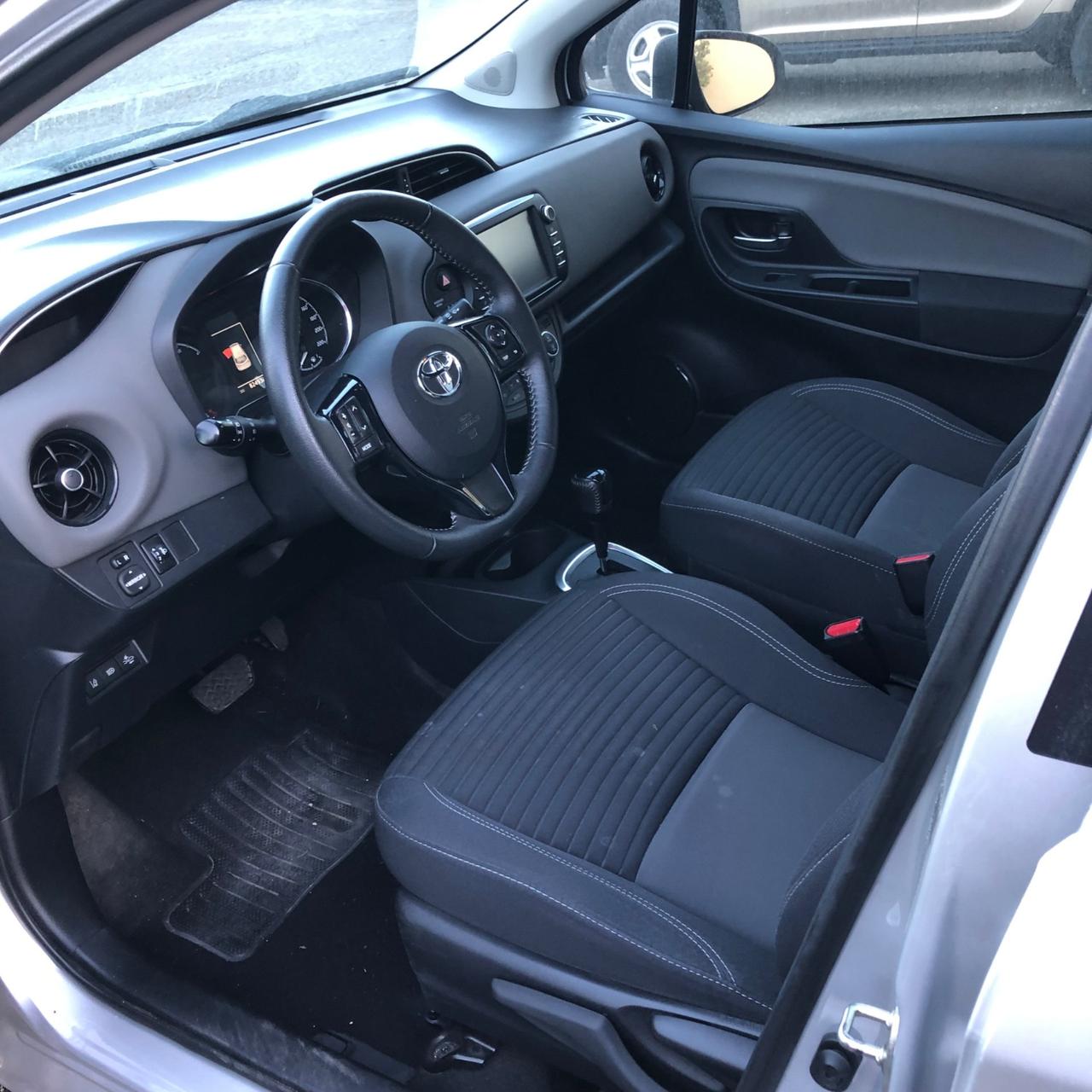 Toyota Yaris 1.5 Hybrid 5 porte Active