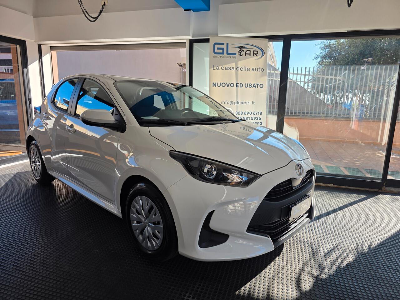 NUOVA Toyota Yaris 1.5 Hybrid 5 porte Active