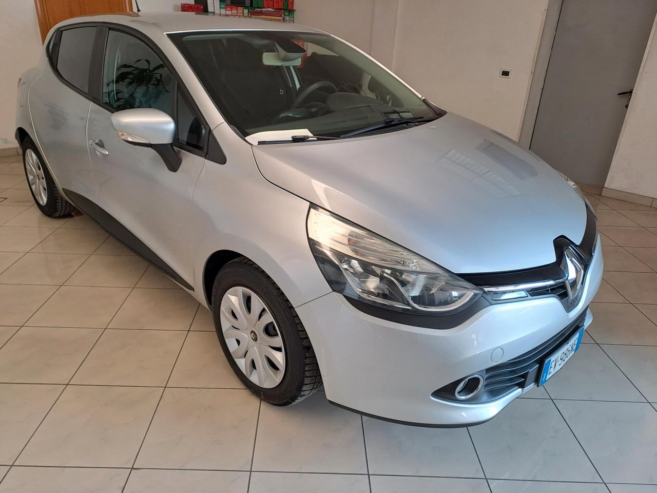 Renault Clio 1.2 75CV 5 porte Live