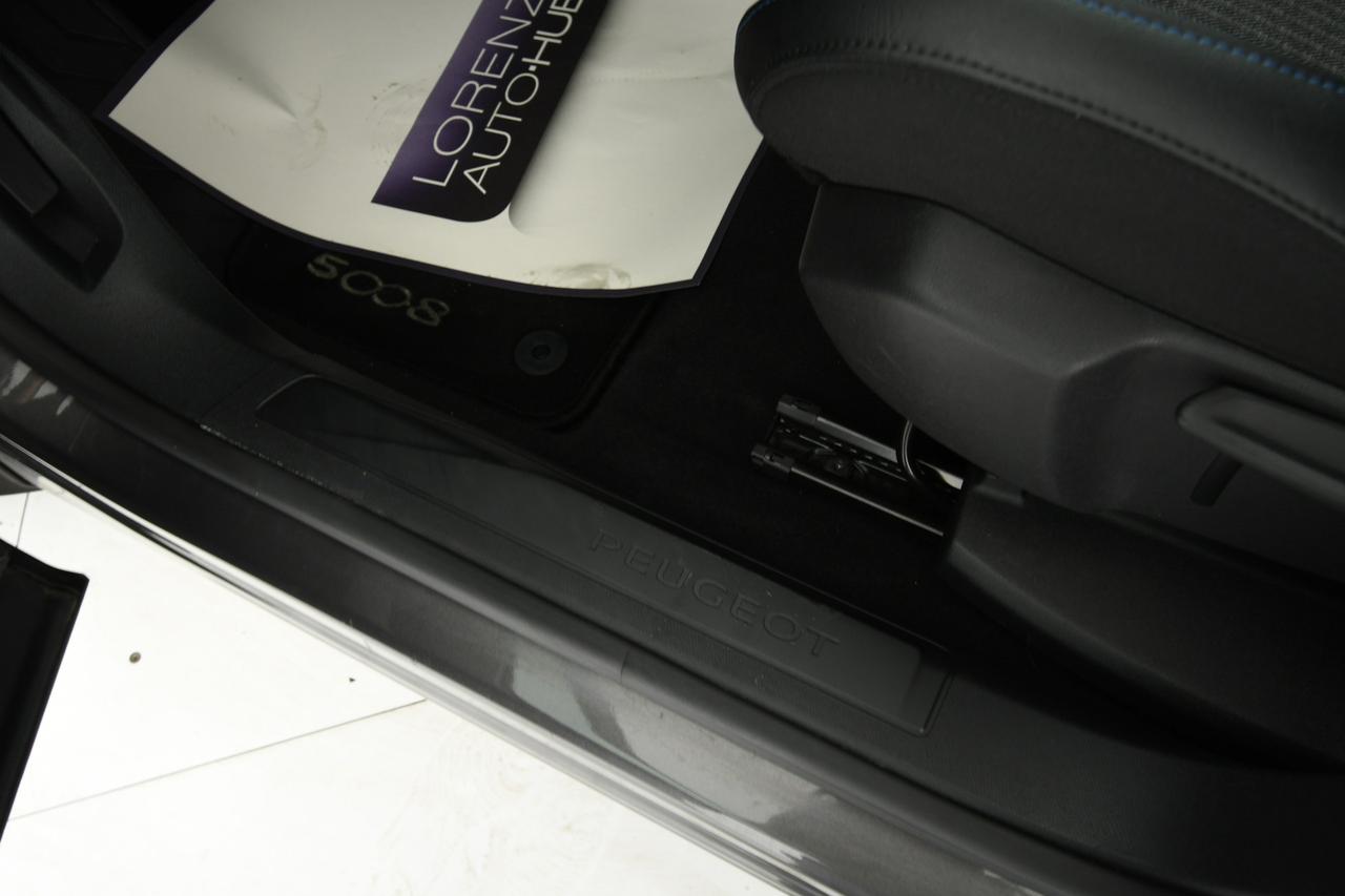 PEUGEOT 5008 1.5 bluehdi Allure Pack s&s 130cv eat8 7P.TI CAMERA+APP CONNECT