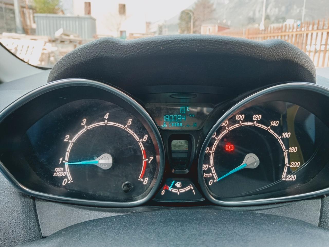 Ford Fiesta 1.4 5p. Bz.- GPL Titanium