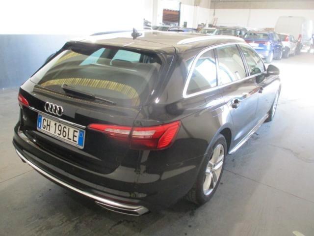 AUDI A4 Avant 30 2.0TDI 136CV S-Tronic Business