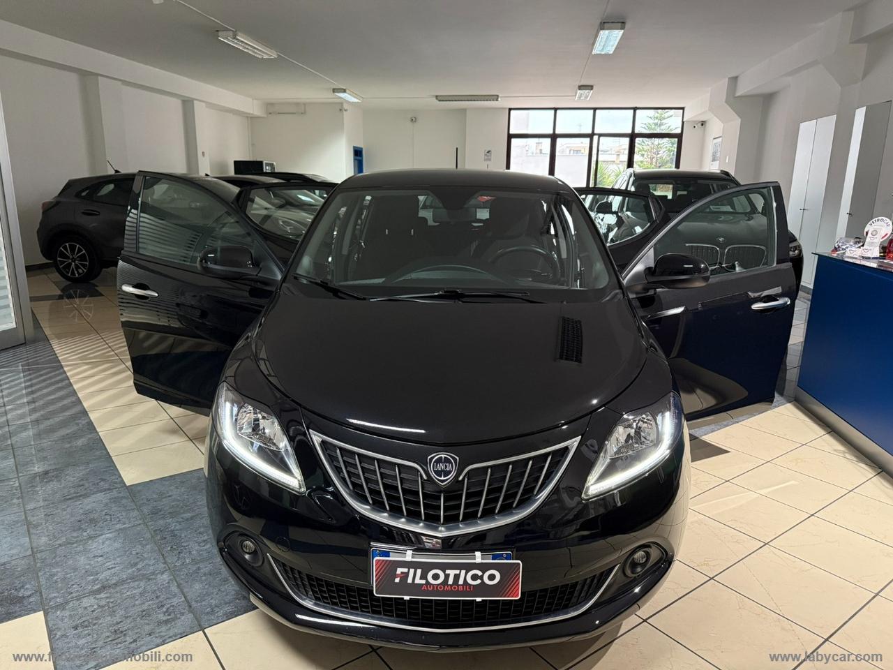 LANCIA Ypsilon 1.0 FireFly 5p.S&S Hybryd Gold CAR PLAY - KIT 5 POSTO - SENSORI DI PARCHEGGIO