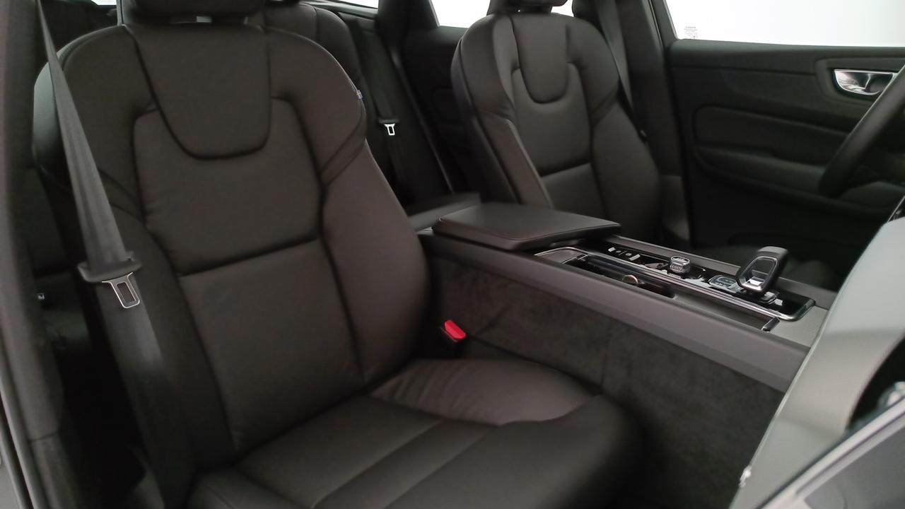 VOLVO XC60 2.0 t6 phev Plus Bright awd auto