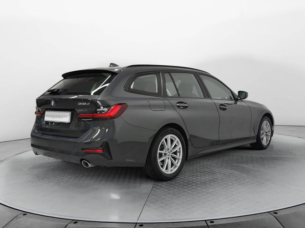 BMW Serie 3 318d Touring 48V Business Advantage