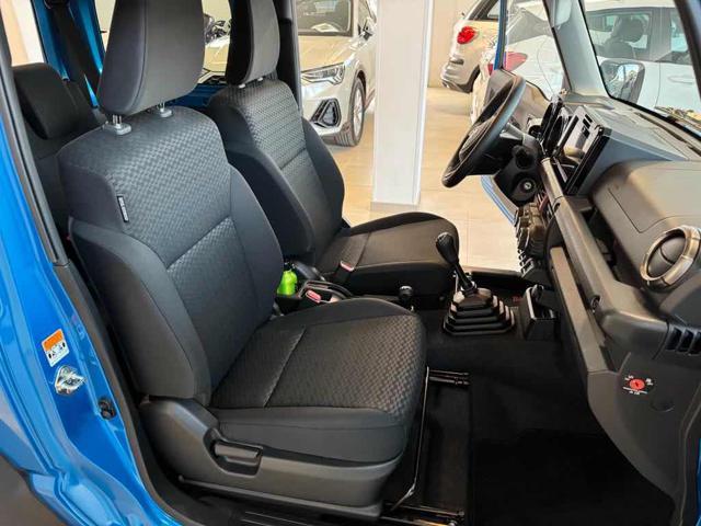 SUZUKI Jimny 1.5 5MT Top