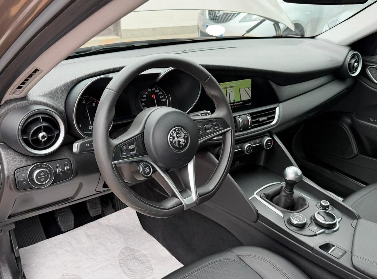Alfa Romeo Giulia 2.2 TURBODIESL 180 cv. SUPER (Nav)