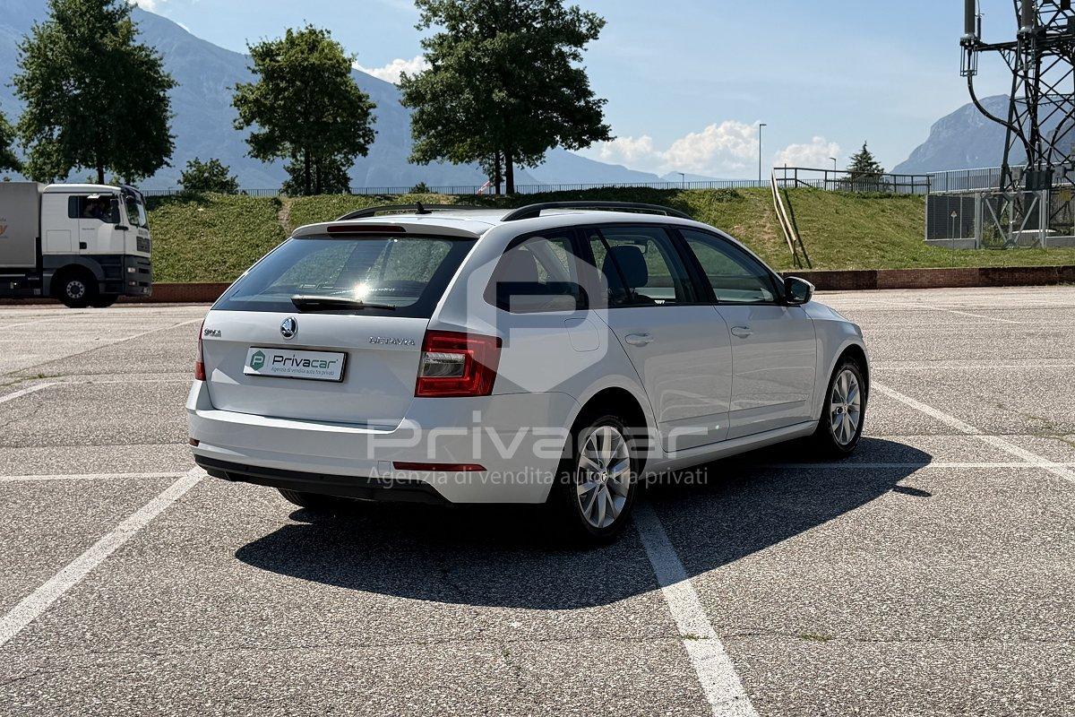 SKODA Octavia 1.6 TDI SCR 115 CV DSG Wagon Executive