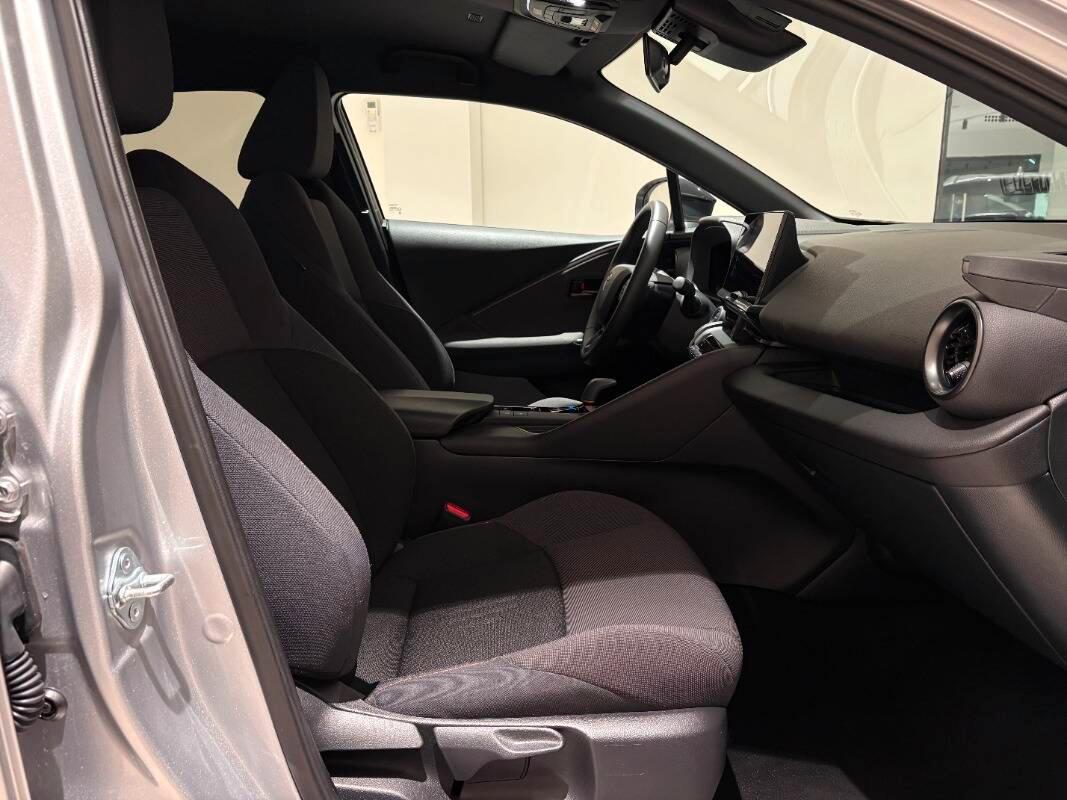 Toyota C-HR 1.8 hev Trend fwd e-cvt