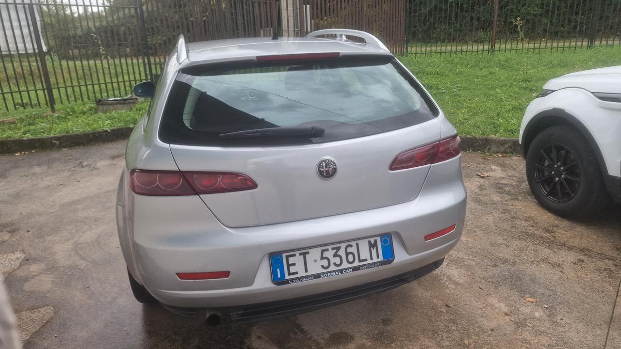 Alfa Romeo 159 1.9 JTDm Sportwagon Distinctive