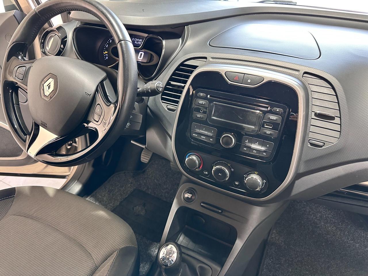 Renault Captur 1.5 dCi 90 CV UNICO PROP - DA VETRI