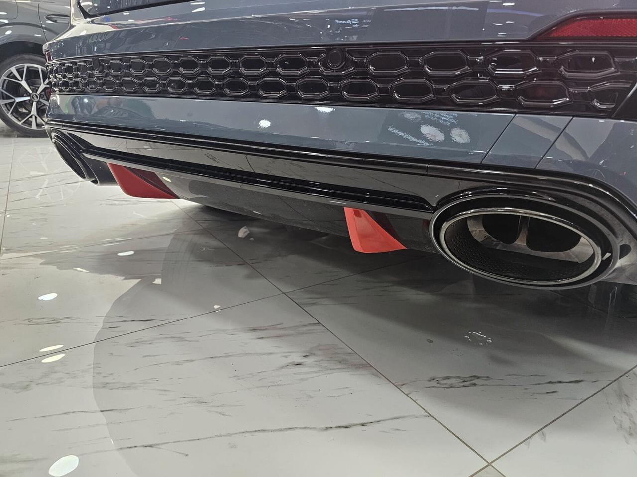 NUOVA AUDI RS3 SPORTBACK 2.5 BENZ 400CV S-TRONIC