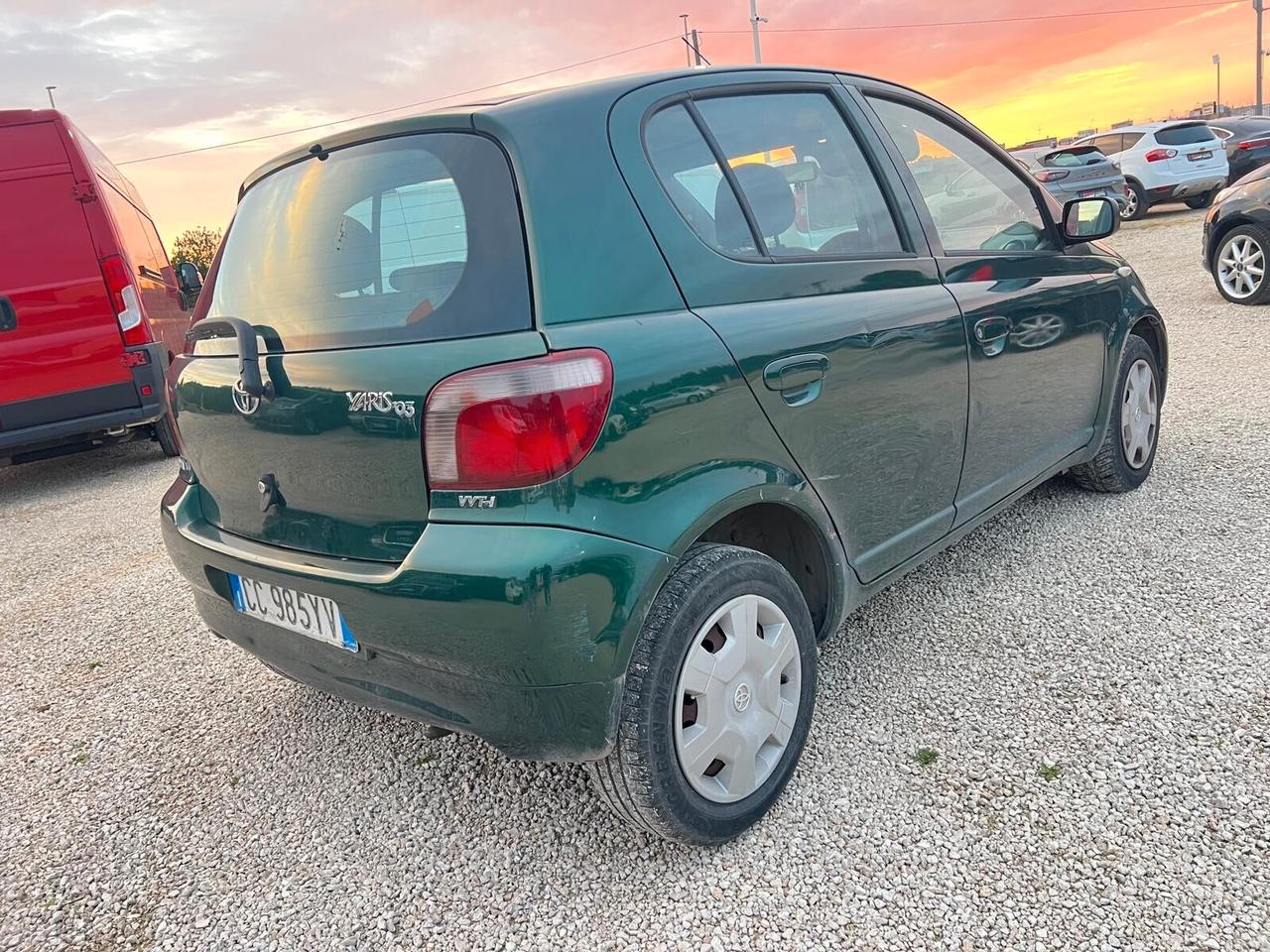 Toyota Yaris 1.0i 16V cat 5 porte