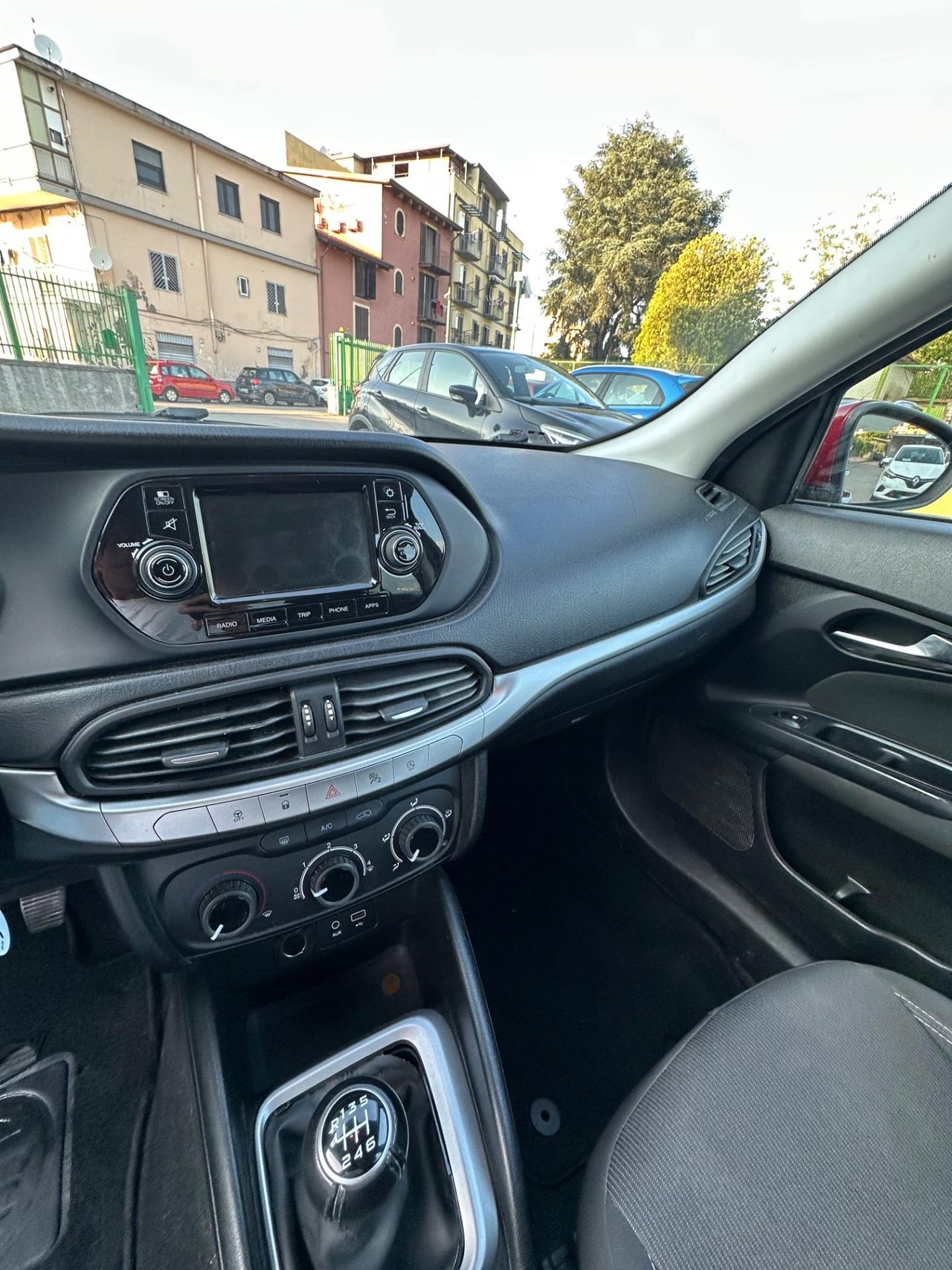 Fiat Tipo 1.6 Mjt S&S 5 porte Easy