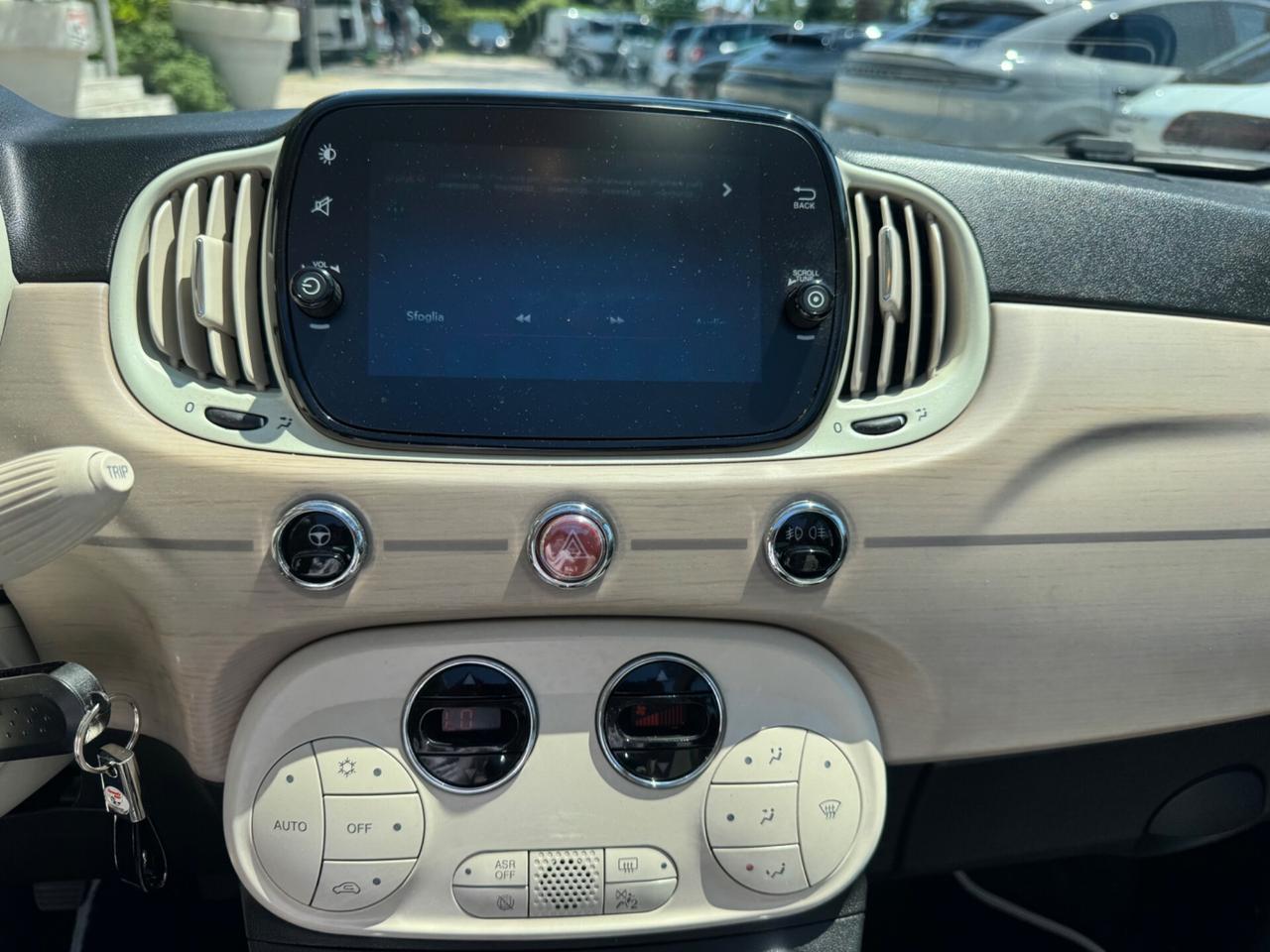 Fiat 500 C 1.0 Hybrid Dolcevita special 62years