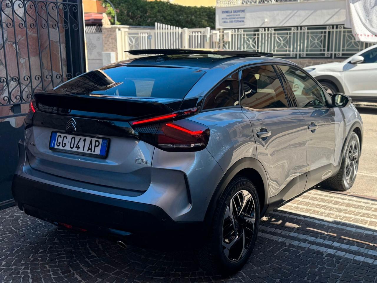 Citroen C4 BlueHDi 130 S&S EAT8 Shine