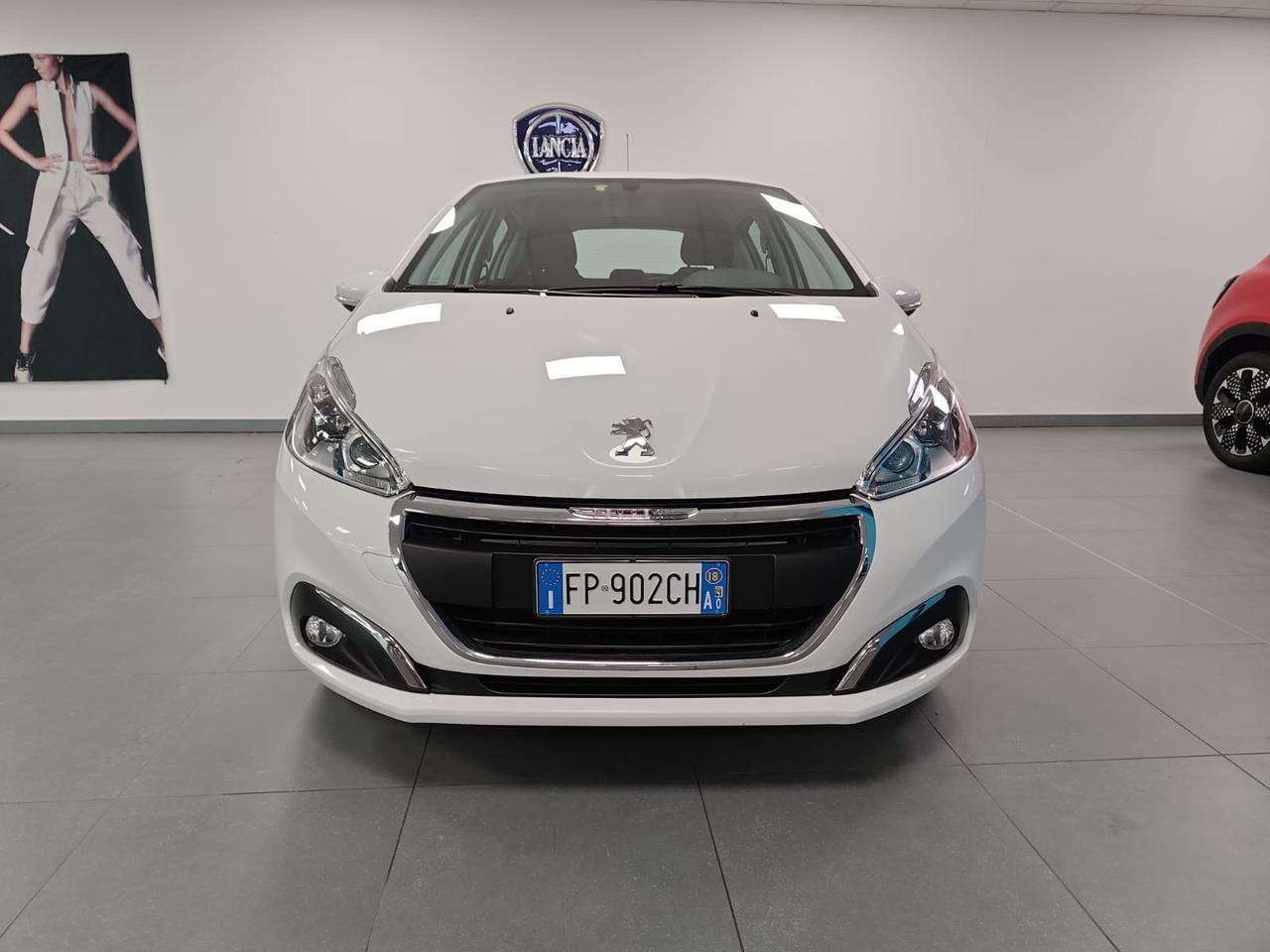 PEUGEOT 208 5p 1.2 puretech Allure 82cv