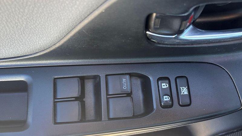 Toyota Yaris III 2017 5 Porte 1.0 VVT-i Active my18