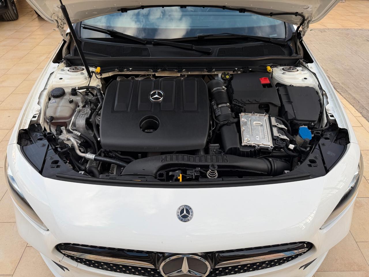 Mercedes-benz A 180 d PREMIUM AMG