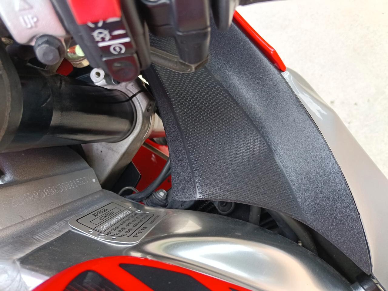 Aprilia RSV 1000