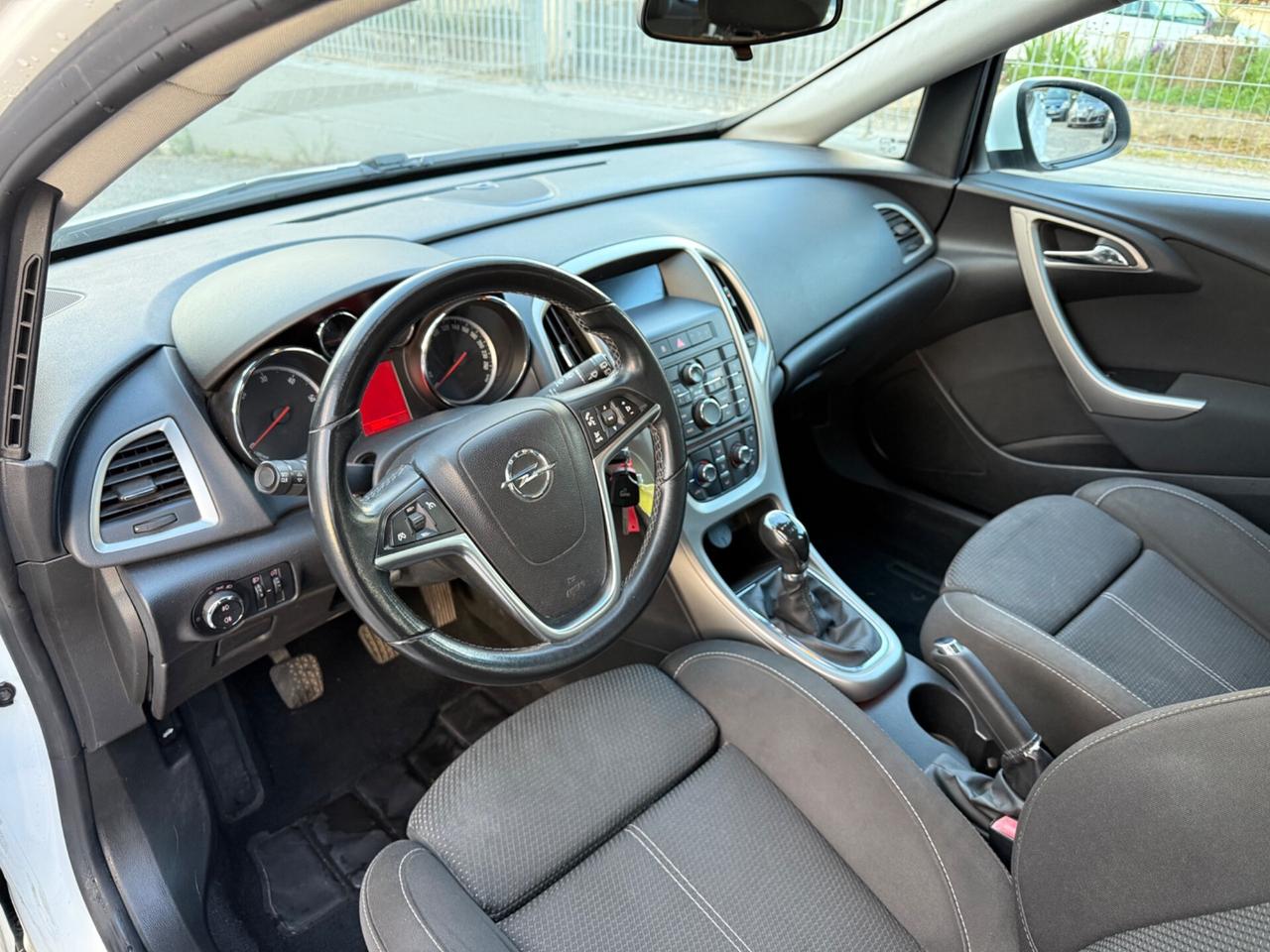 Opel Astra 1.7 CDTI 110CV 5 porte Cosmo