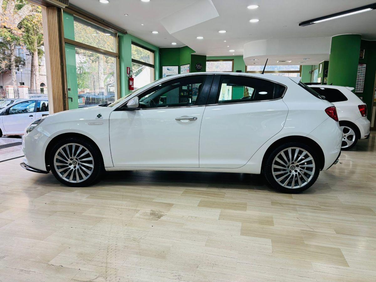Alfa Romeo Giulietta 1.6 Jtdm-2 120cv Pacchetto Veloce