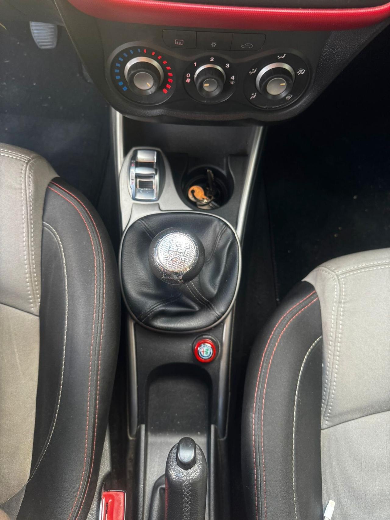 Alfa Romeo MiTo 1.3 JTDm 85 CV S&S Distinctive