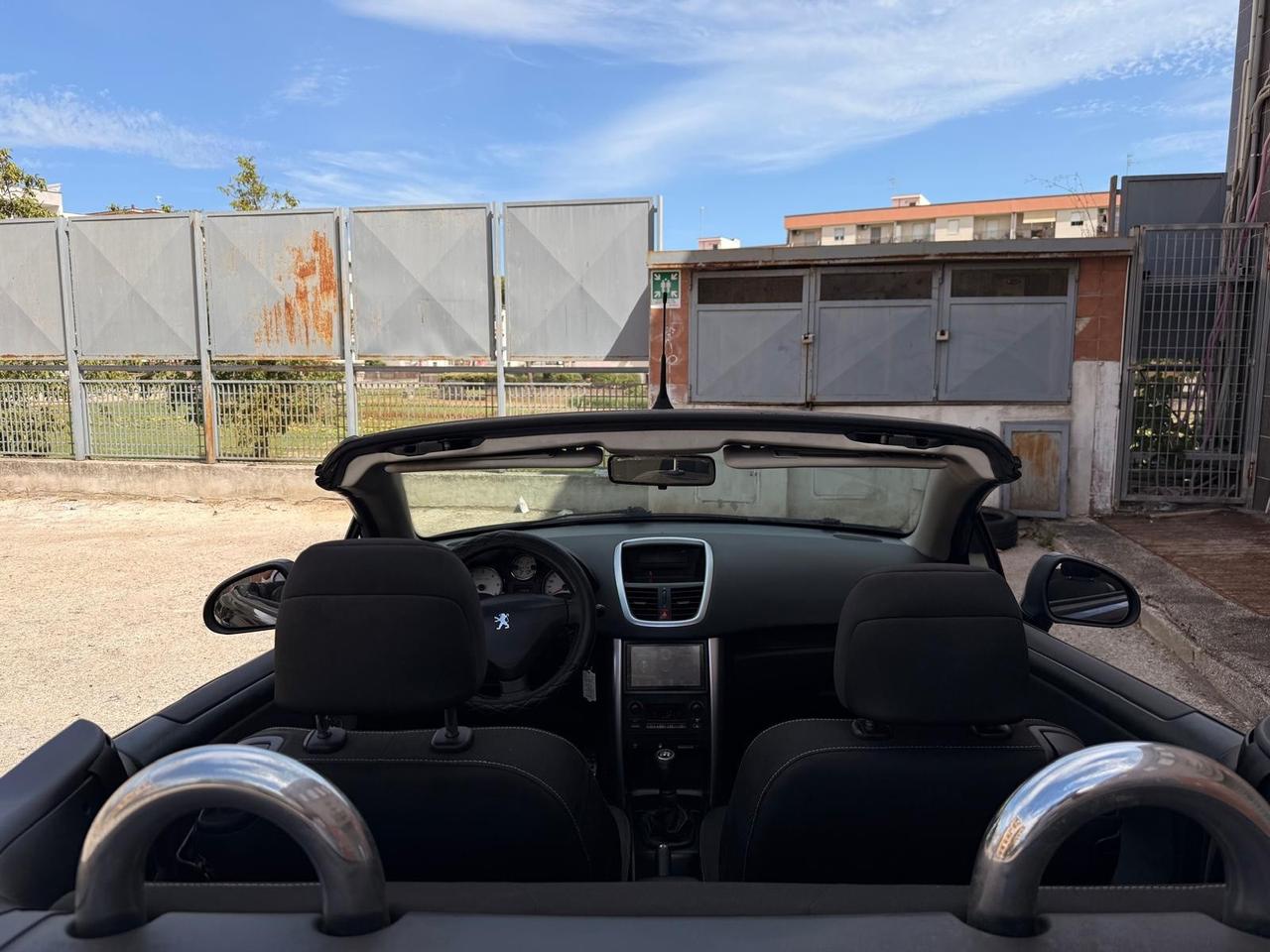 Peugeot 207 1.6 HDi 110CV CC Roland Garros