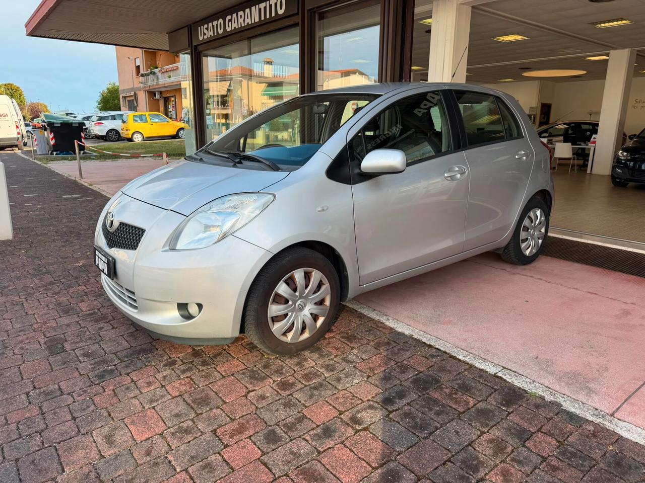 Toyota Yaris 1.3 5 porte
