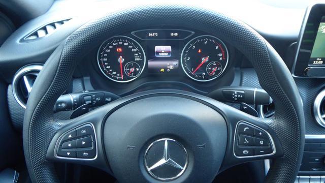 MERCEDES-BENZ A 160 d Automatic Business