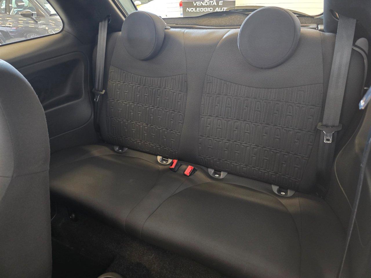 Fiat 500 1.0 hybrid Connect 70cv