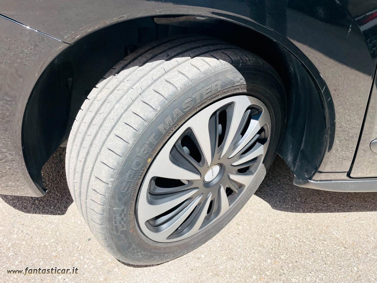 Peugeot 3008 1.6 HDi 115CV Access