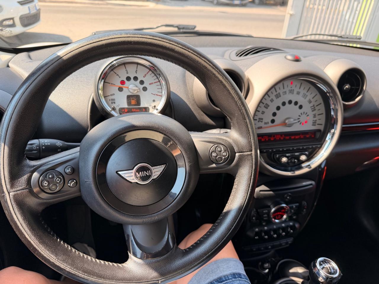 Mini Cooper D Countryman 1.6 175.000 KM