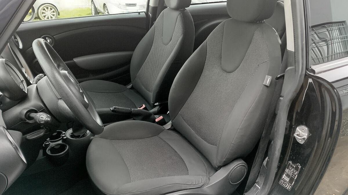 Mini Cooper 1.400 c.c. - 75 cv