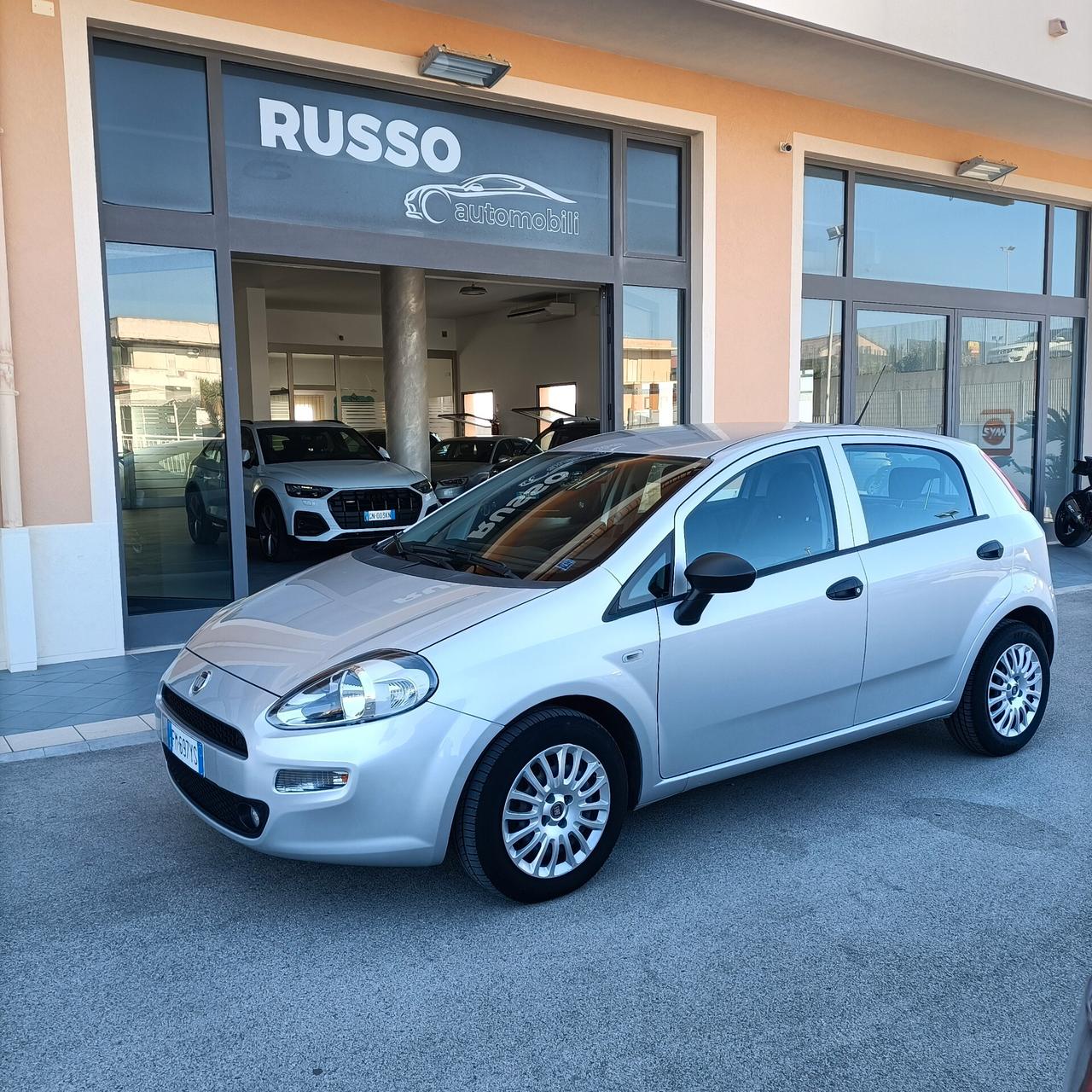 Fiat Punto 1.3 MJT II S&S 95 CV 5 porte Street