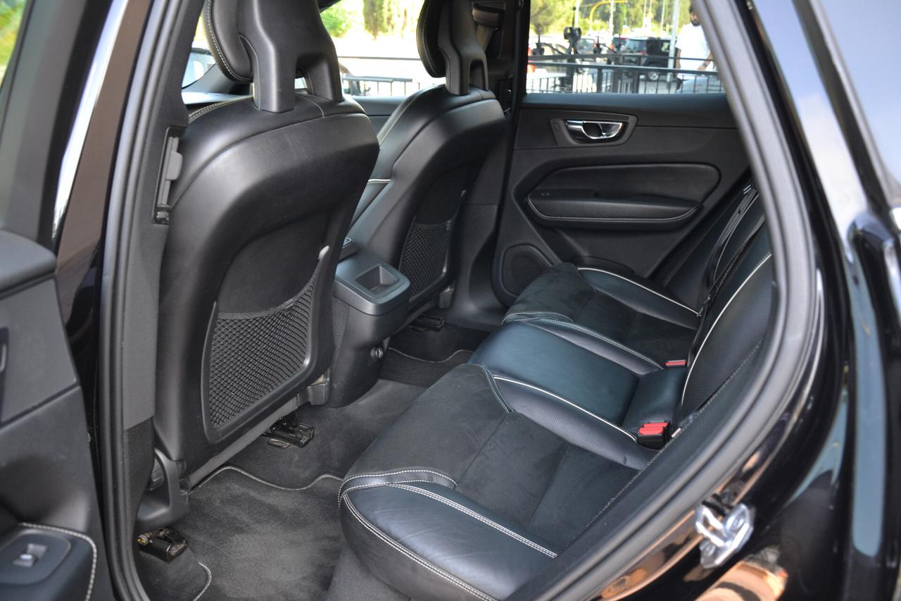 Volvo XC 60 2.0 D4 190CV AWD R-DESIGN AUTOM. **LED-NAV-PEL-360