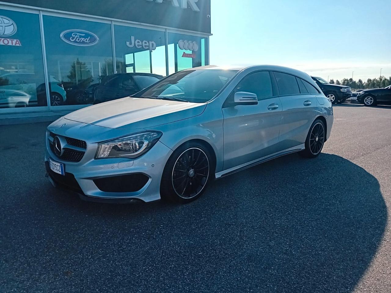 Mercedes-Benz CLA 220 Shooting Brake d Premium Dark Night auto E6
