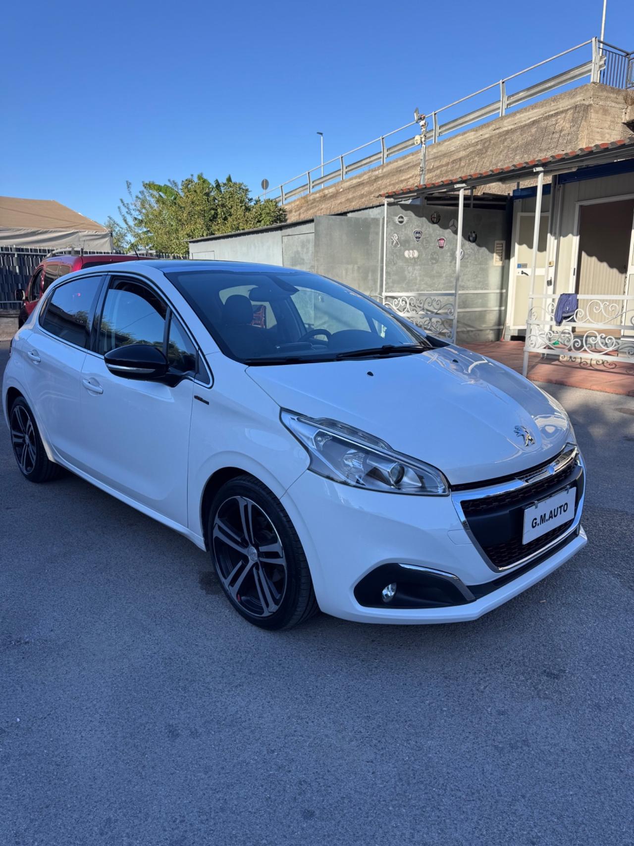 Peugeot 208 BlueHDi 100 GT Line FULL