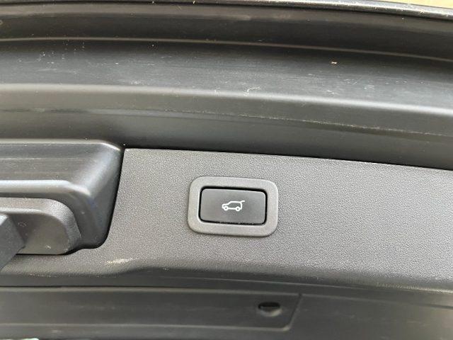 JAGUAR XF Sportbrake 2.0D 180CV aut. R-Sport Navi/Pelle tota