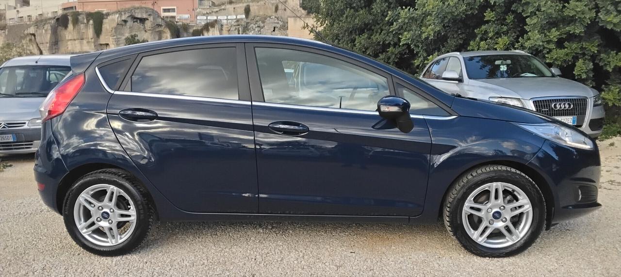 Ford Fiesta 1.5 TDCi 75CV 5 porte Titanium