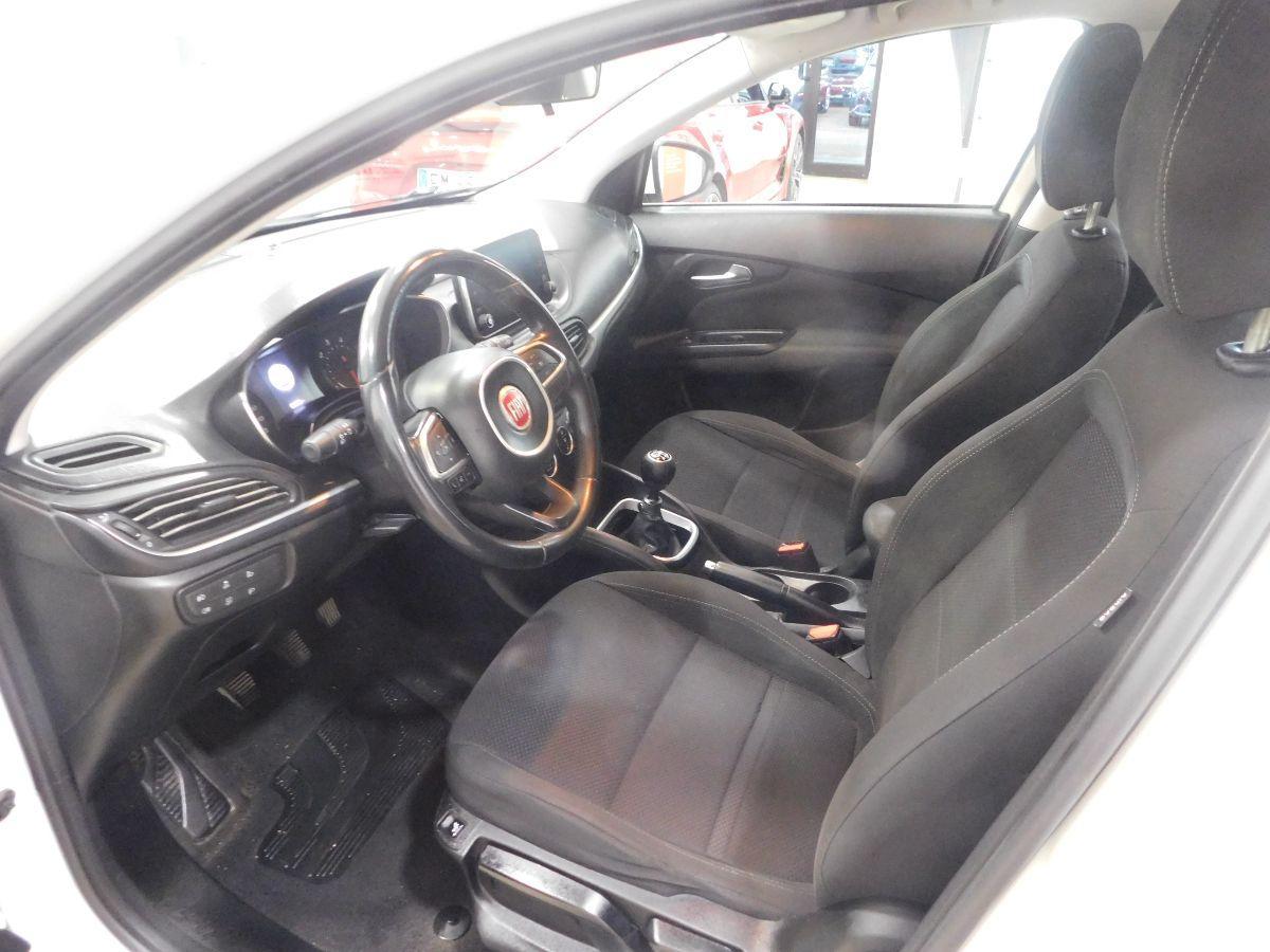 FIAT - Tipo - 1.6 Mjt S&S SW Lounge