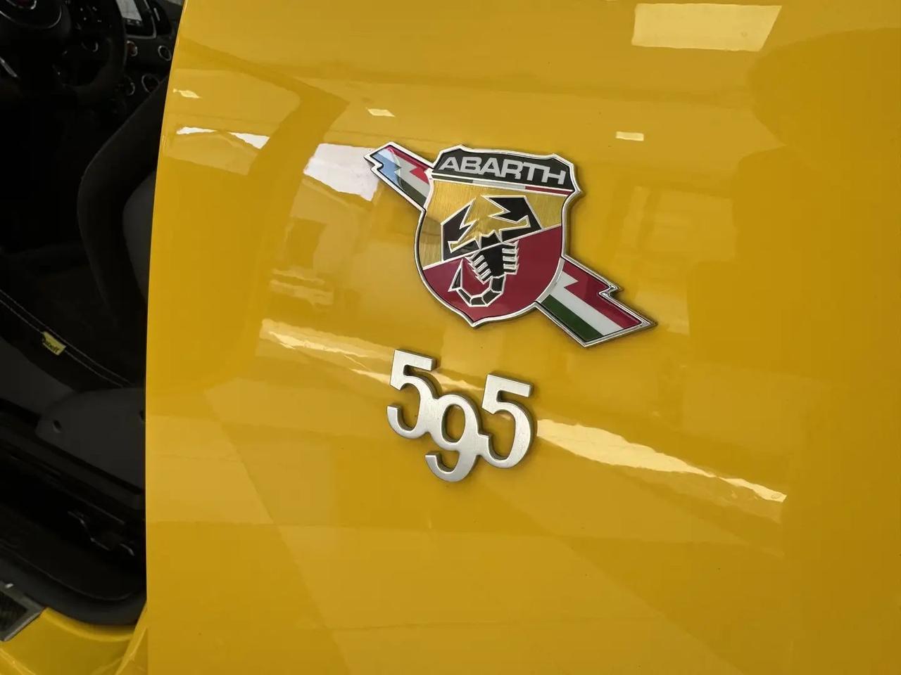 Abarth 595 1.4 Turbo T-Jet 180 CV Competizione