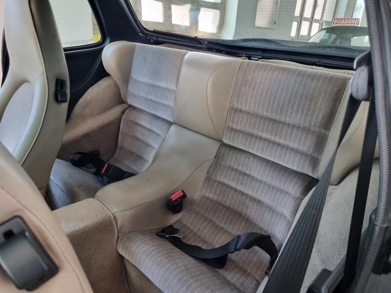 Porsche 944 allestimento S2, clima, sedili elettrici