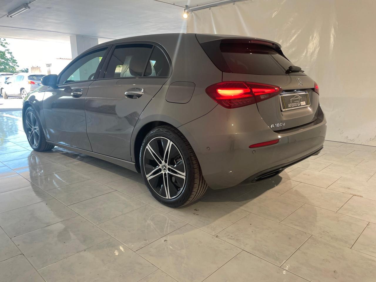 Mercedes-benz A 180 AMG LINE PREMIUM PLUS IVA DETRAIBILE