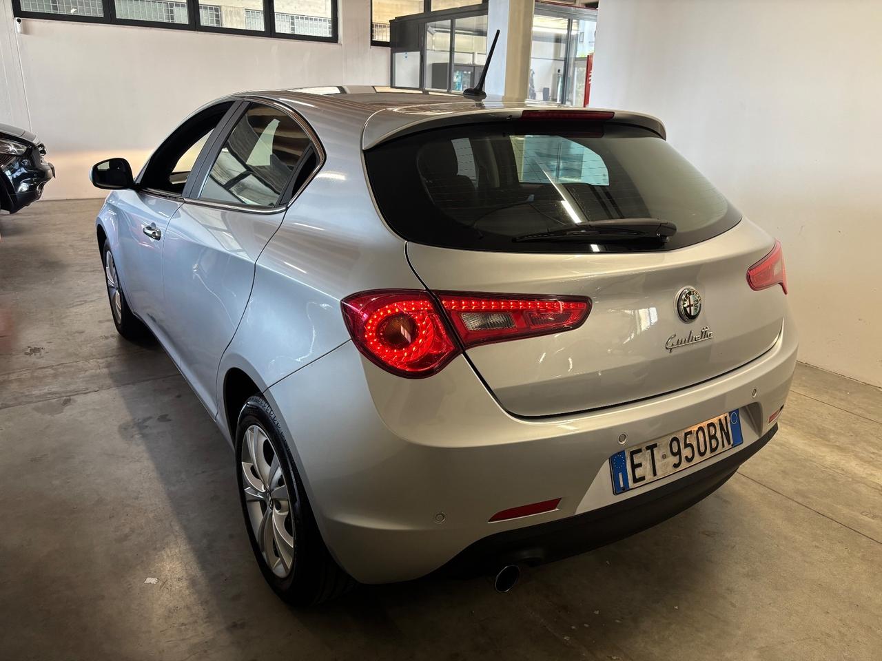 Alfa Romeo Giulietta 1.6 JTDm-2 |OK NEOPATENTATI |