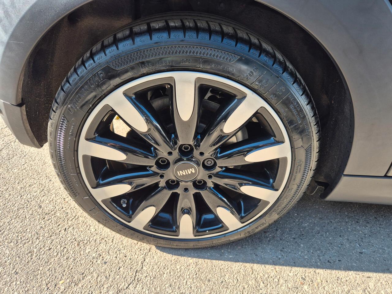 Mini 1.5 One Baker Street