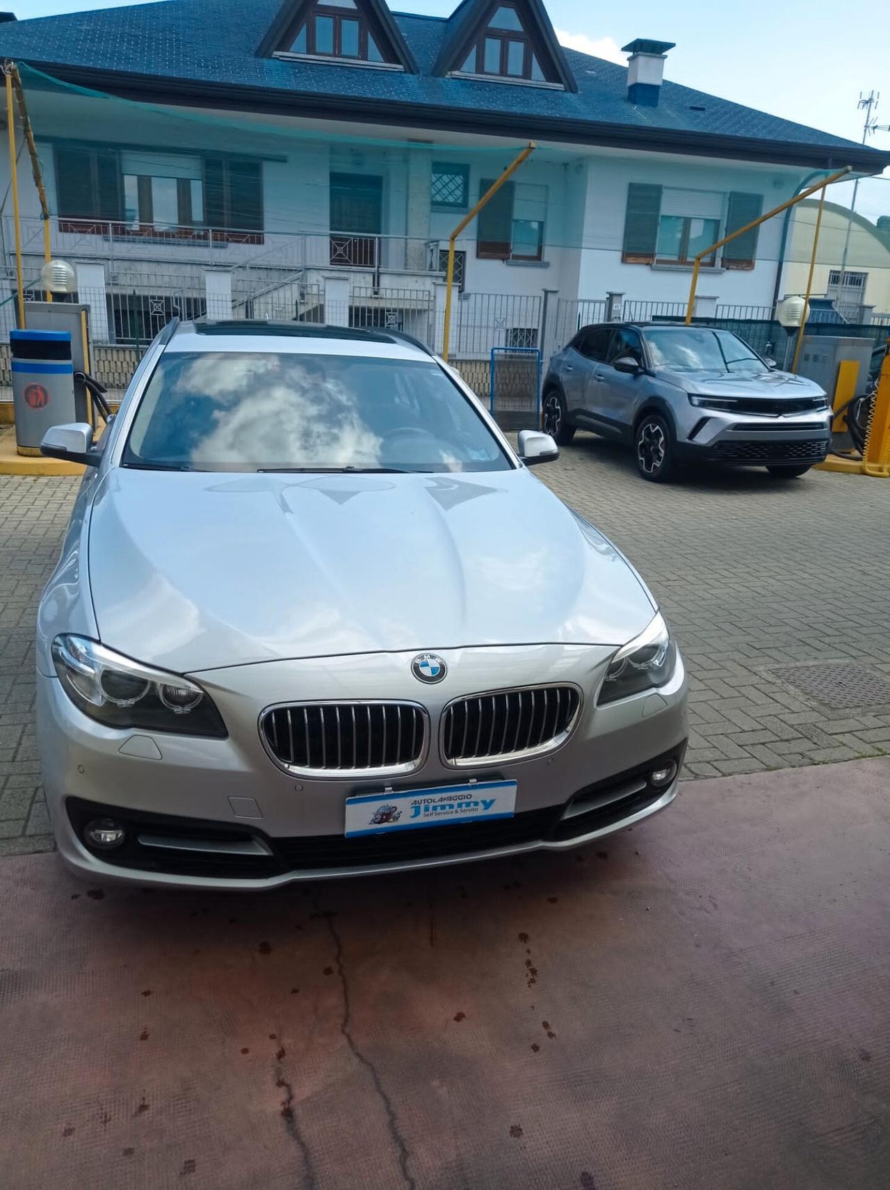 Bmw 520 520d xDrive Luxury