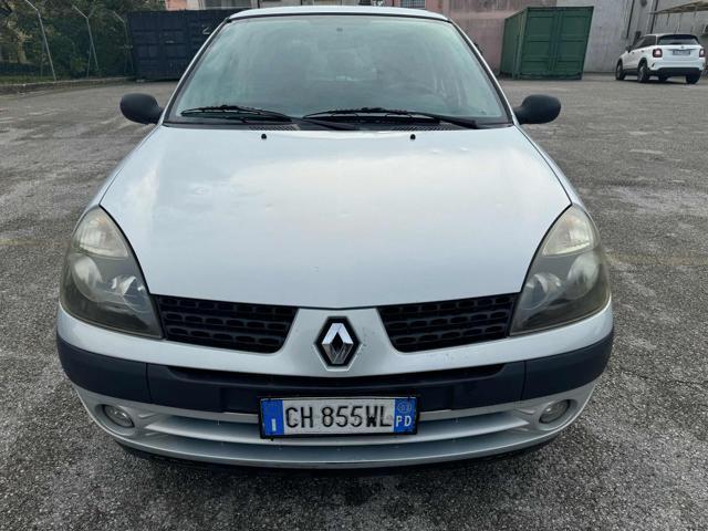 RENAULT Clio 1.2 neopatentati senza nessun lavoro da fare